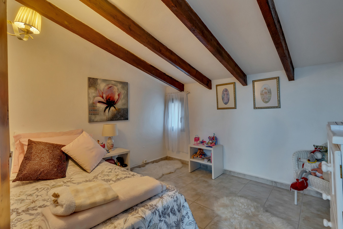 Property main view 23