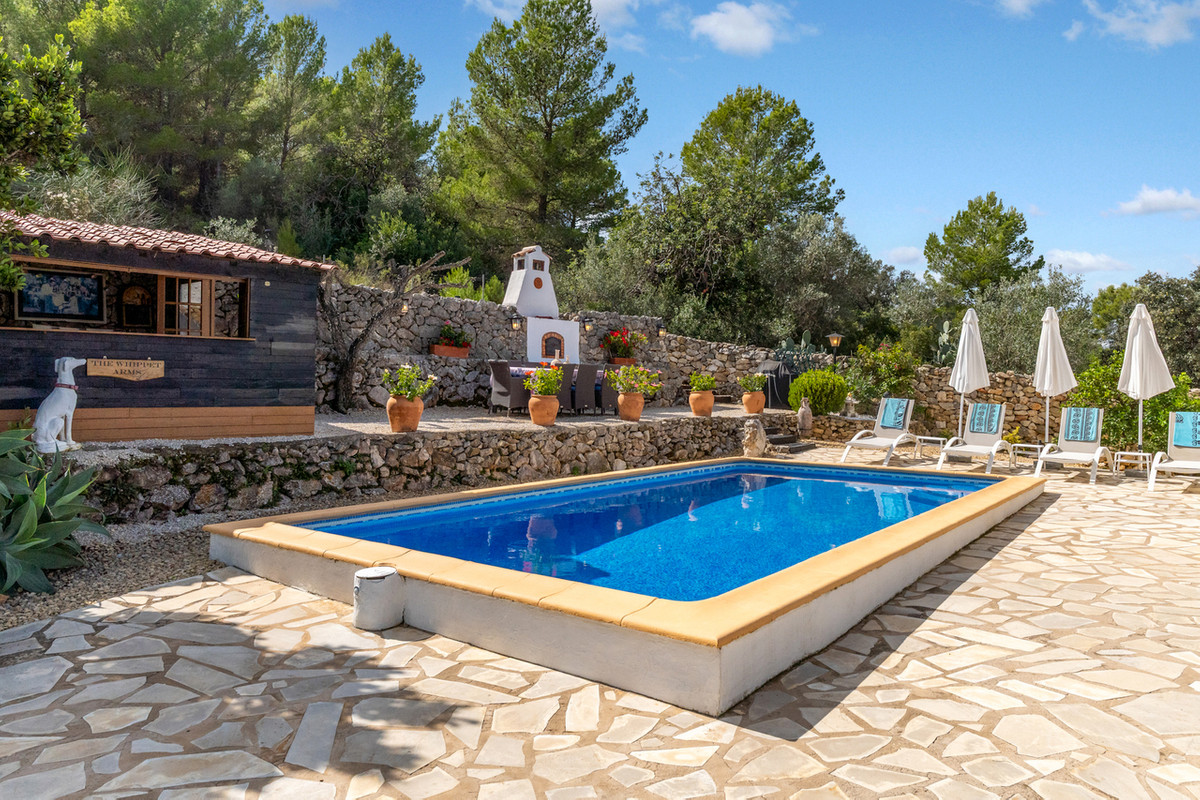 Property main view 44