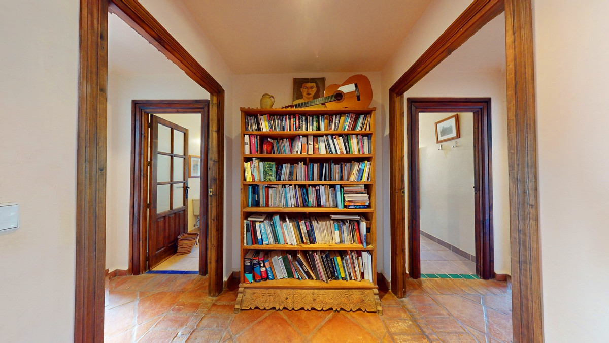 Finca - Cortijo te koop in Gaucín | 9 slaapkamers H4750678