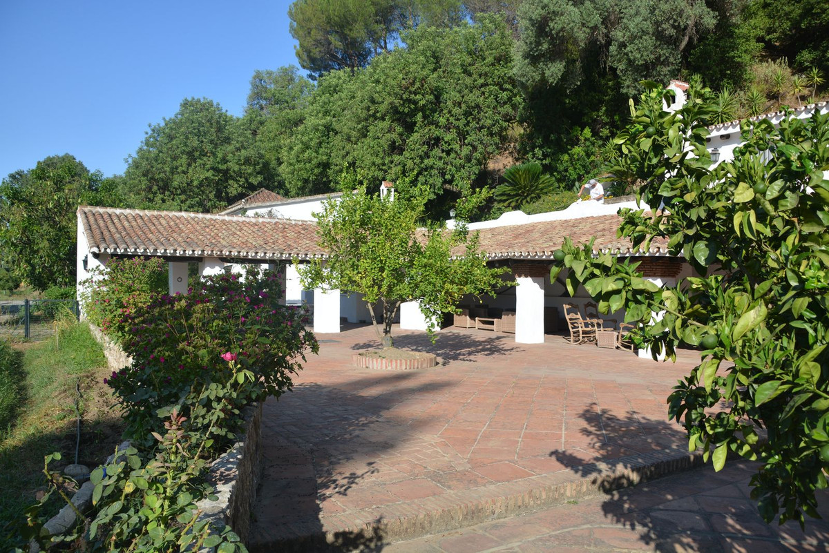 Finca - Cortijo te koop in Gaucín | 8 slaapkamers H5107468
