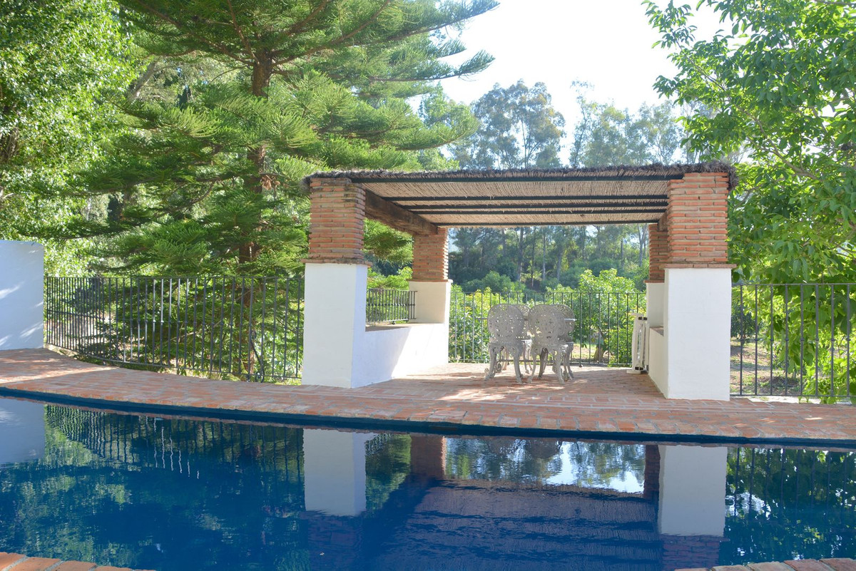 Finca - Cortijo te koop in Gaucín | 8 slaapkamers H5107468
