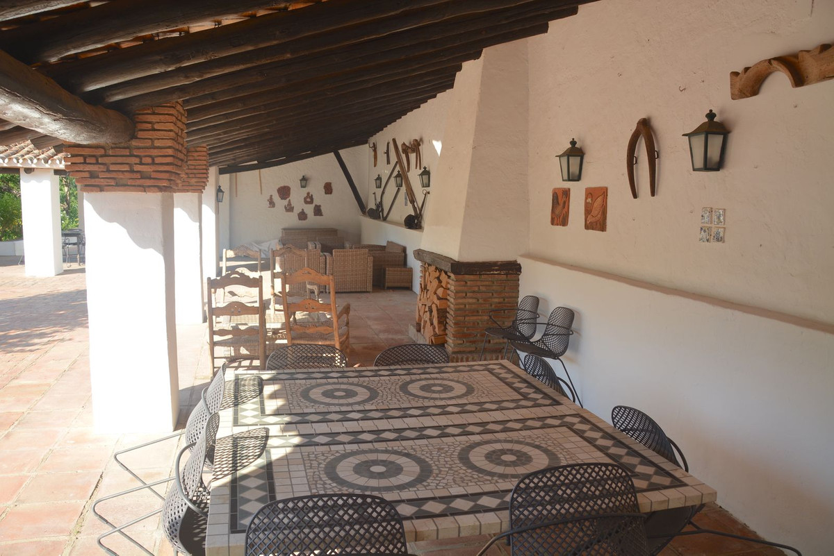 Finca - Cortijo te koop in Gaucín | 8 slaapkamers H5107468