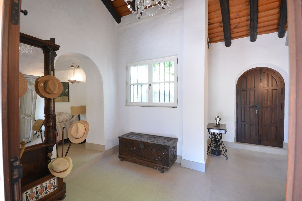 Finca - Cortijo te koop in Gaucín | 8 slaapkamers H5107468