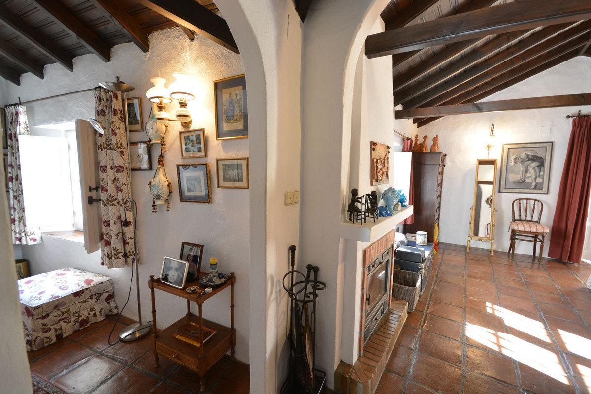 Finca - Cortijo te koop in Gaucín | 8 slaapkamers H5107468