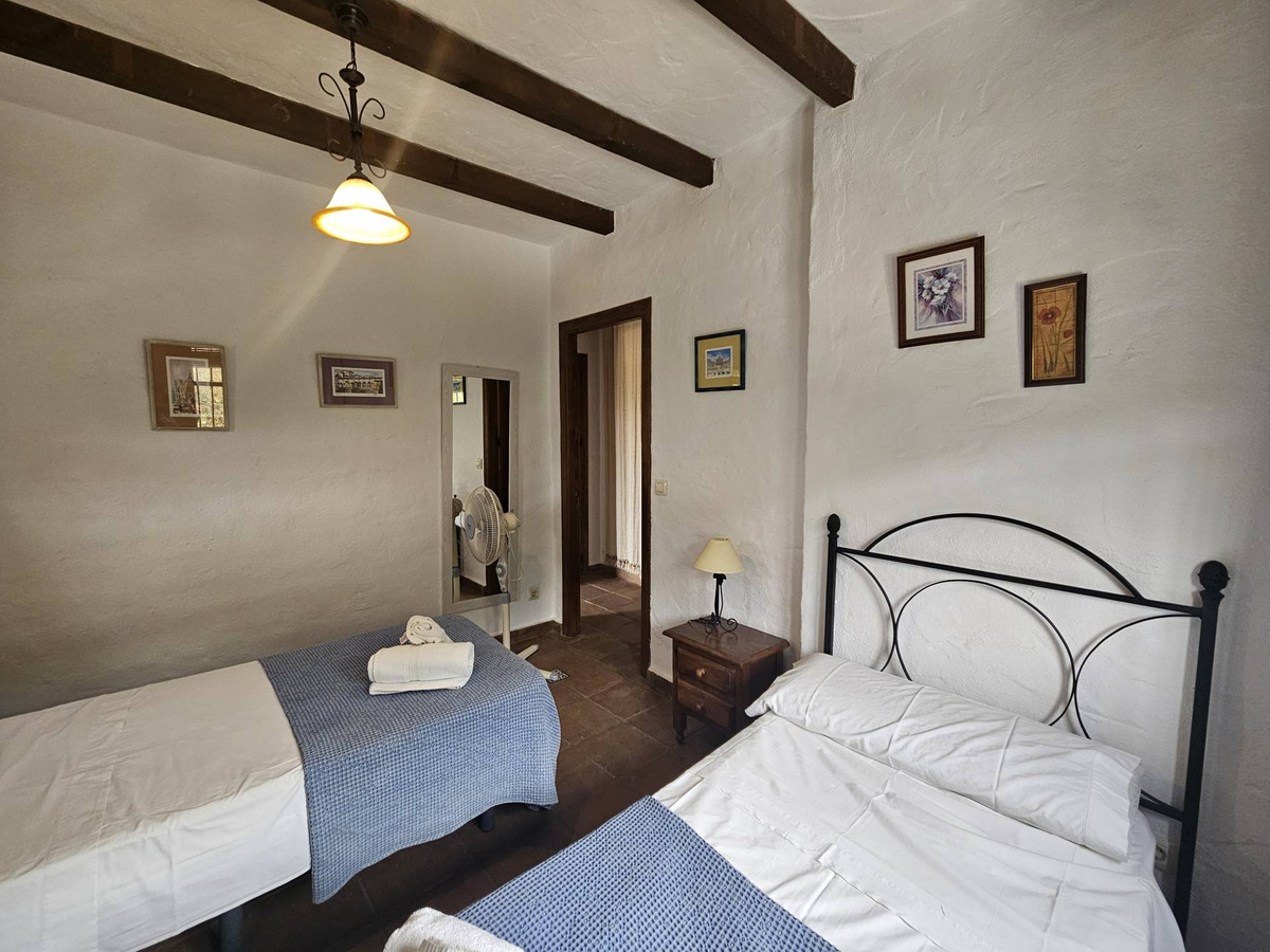 Finca - Cortijo te koop in Gaucín | 5 slaapkamers H5147434