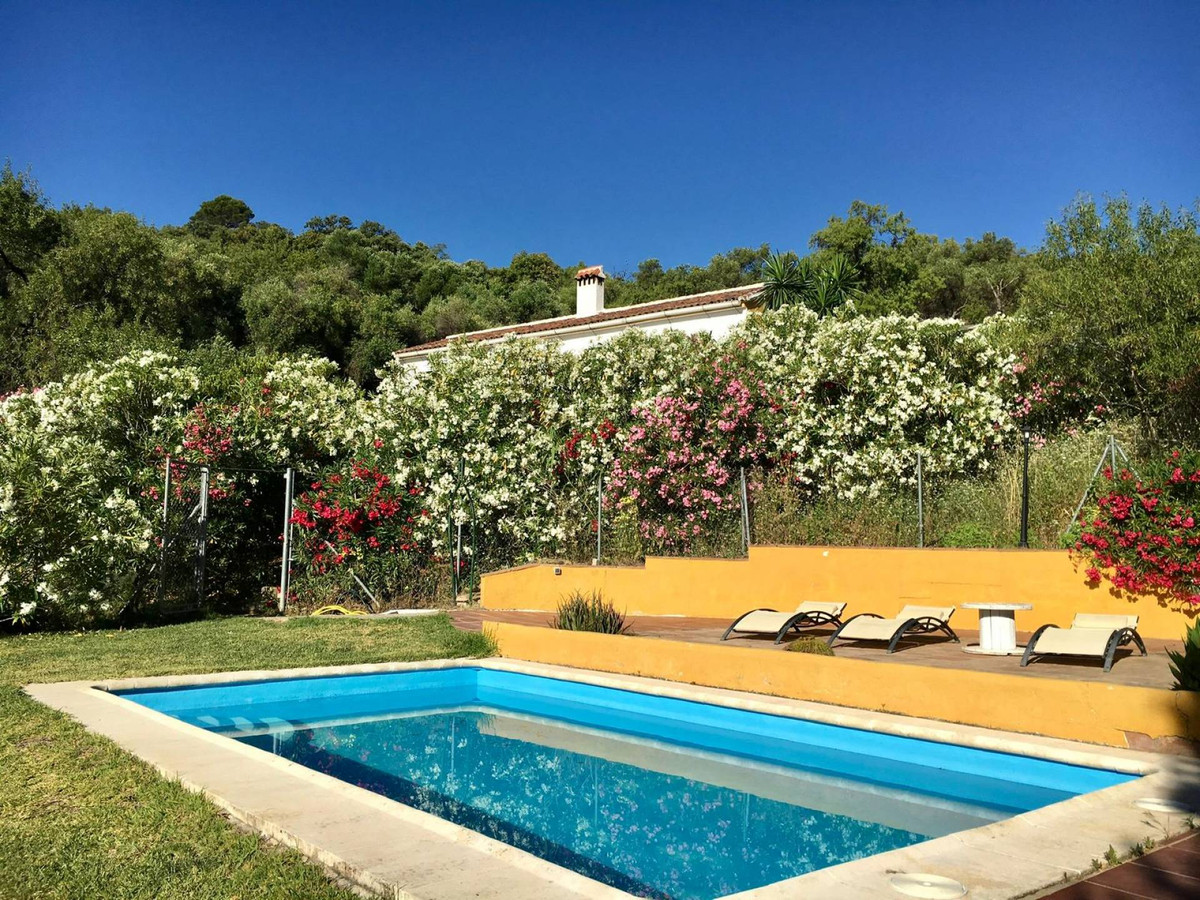 Finca - Cortijo te koop in Gaucín | 5 slaapkamers H5147434
