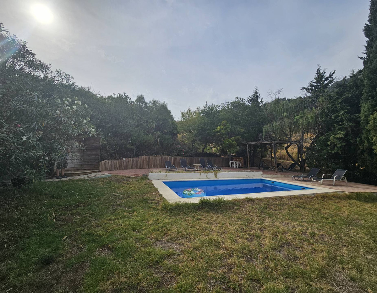 Finca - Cortijo te koop in Gaucín | 5 slaapkamers H5147434