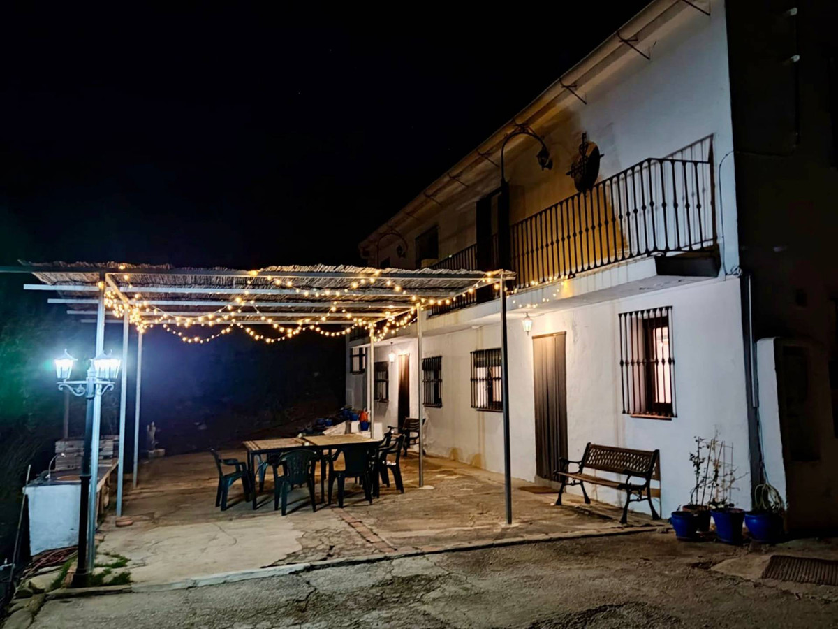 Finca - Cortijo te koop in Gaucín | 5 slaapkamers H5147434