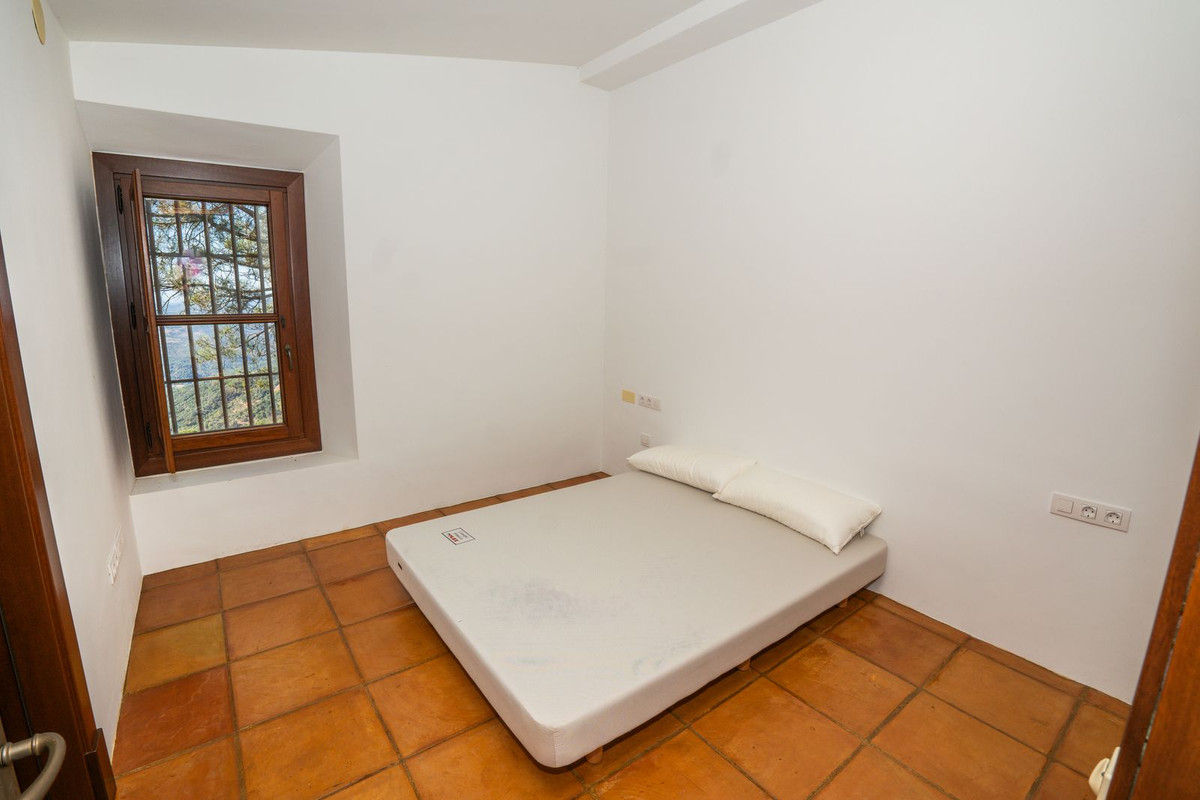 Vrijstaande Villa te koop in Gaucín | 4 slaapkamers H5154823