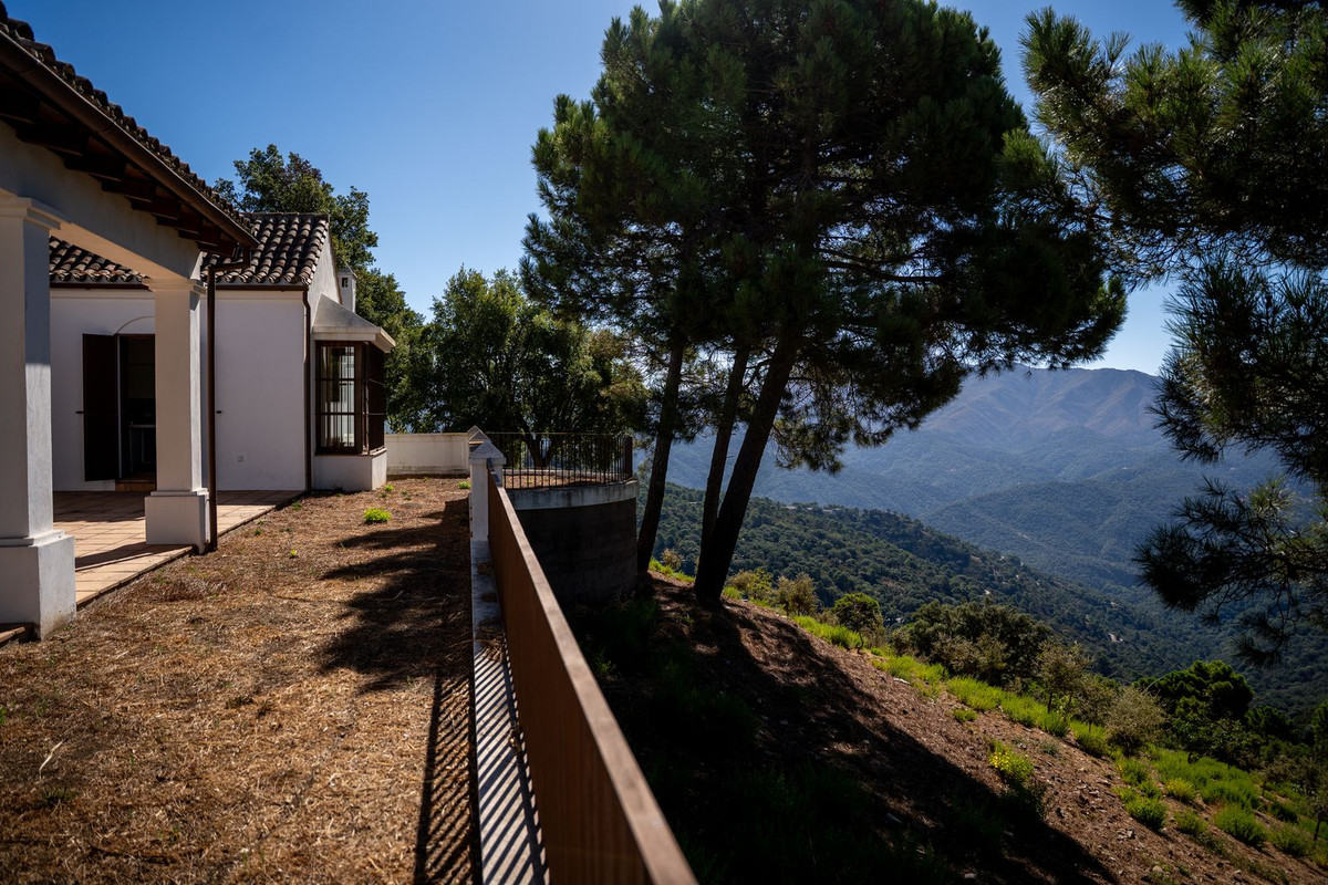 Vrijstaande Villa te koop in Gaucín | 4 slaapkamers H5154823