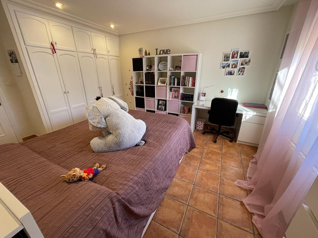 Property main view 33