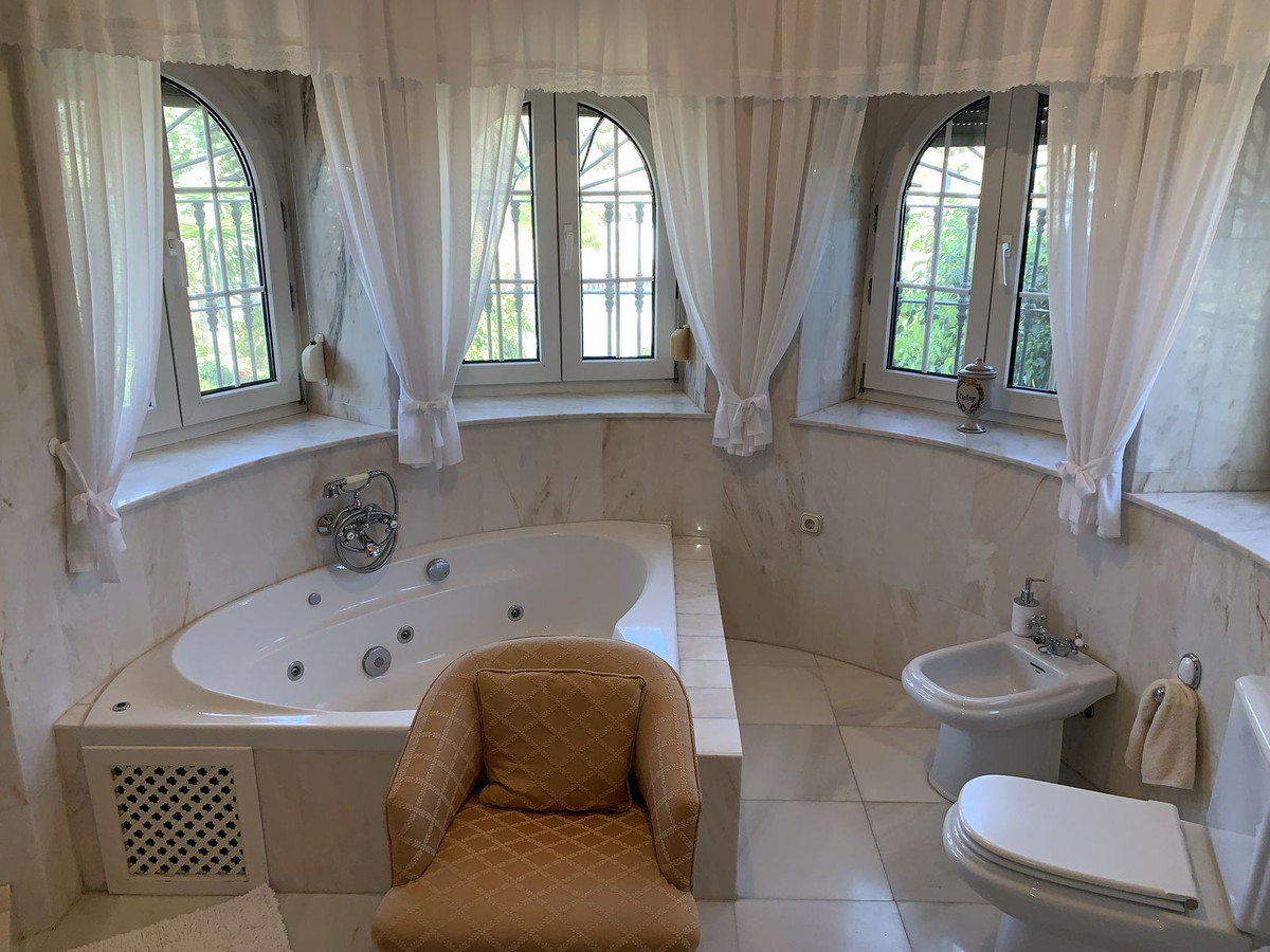 Huis te koop in Guadalmar | 5 slaapkamers H4821694