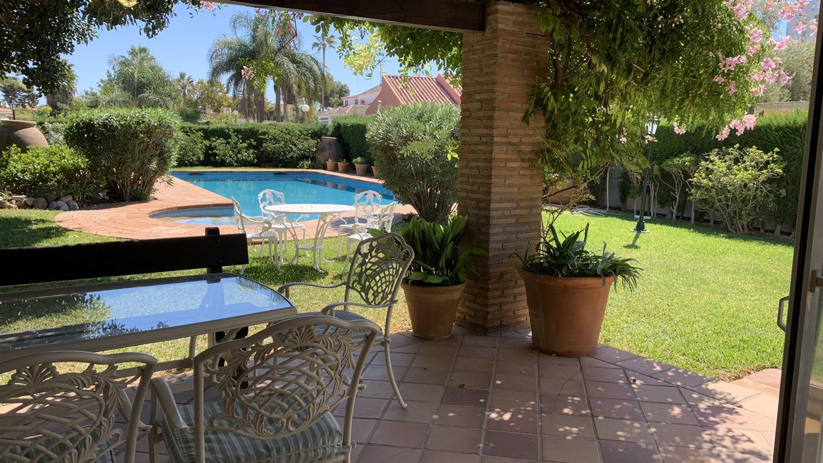 Huis te koop in Guadalmar | 5 slaapkamers H4821694