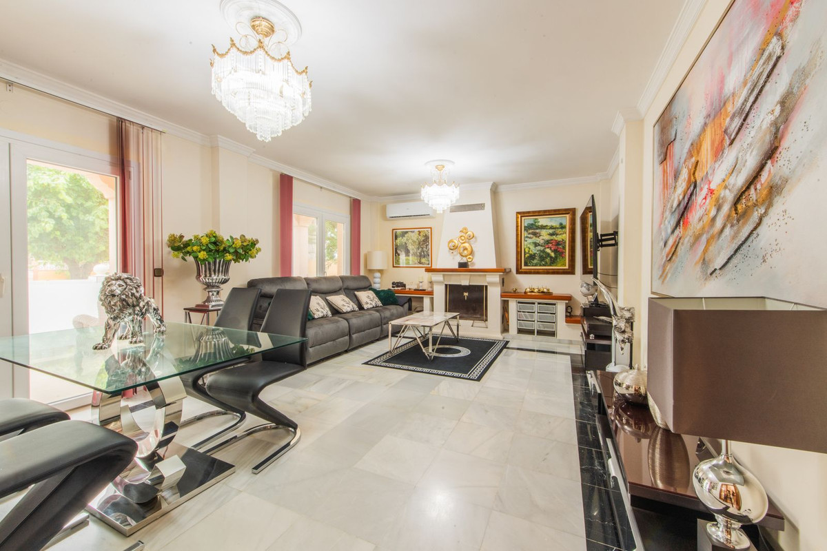 Huis te koop in Guadalmar | 7 slaapkamers H5067121