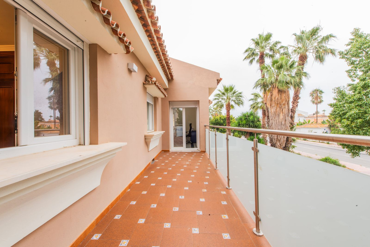 Huis te koop in Guadalmar | 7 slaapkamers H5067121