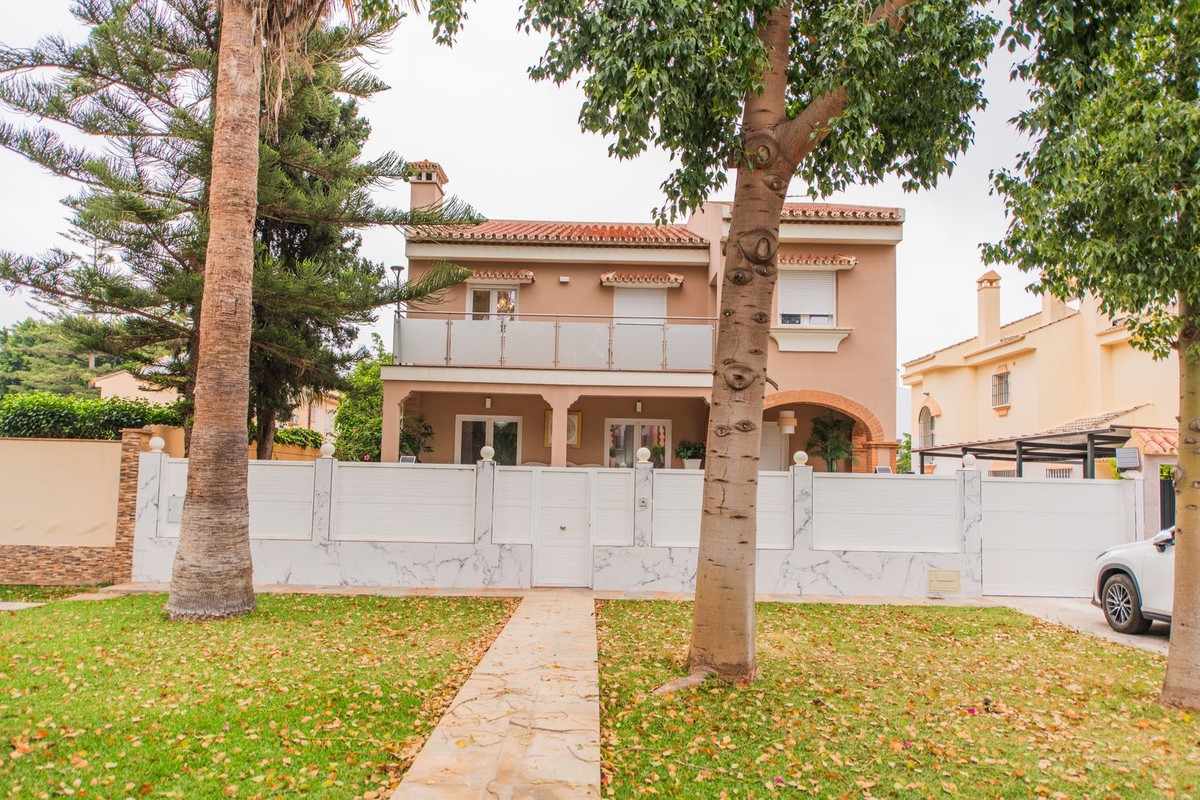 Huis te koop in Guadalmar | 7 slaapkamers H5067121