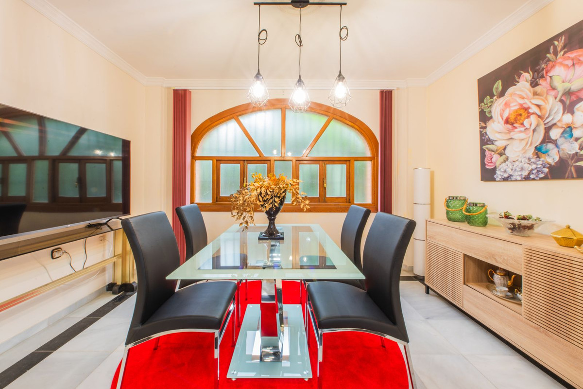 Huis te koop in Guadalmar | 7 slaapkamers H5067121