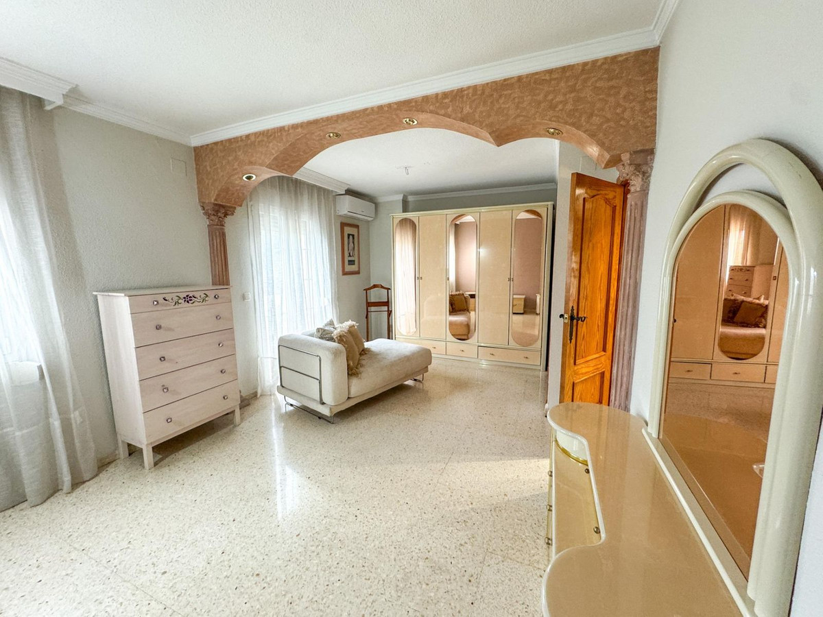 Huis te koop in Guadalmar | 4 slaapkamers H5181352