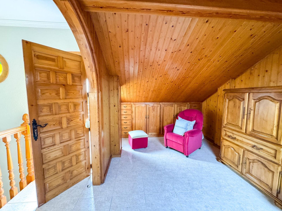 Huis te koop in Guadalmar | 4 slaapkamers H5181352