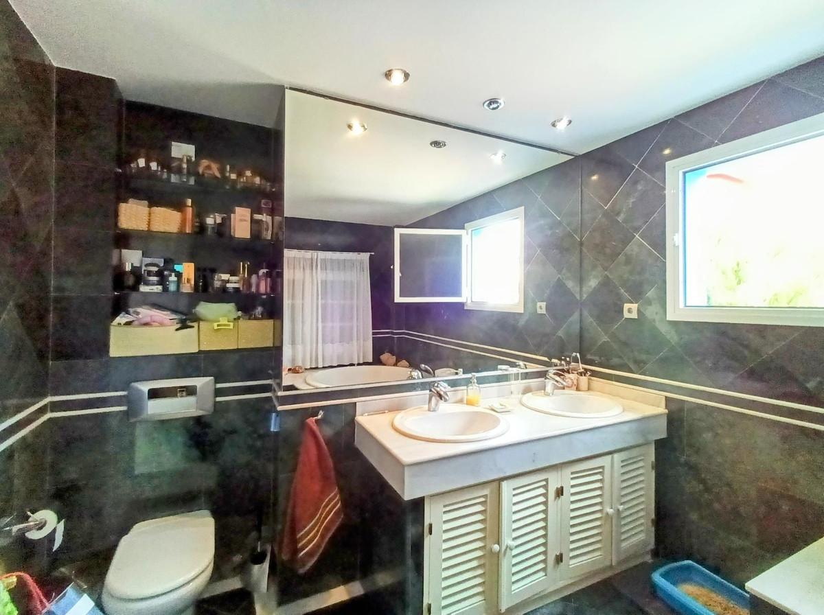 Huis te koop in Guadalmar | 4 slaapkamers H5216440