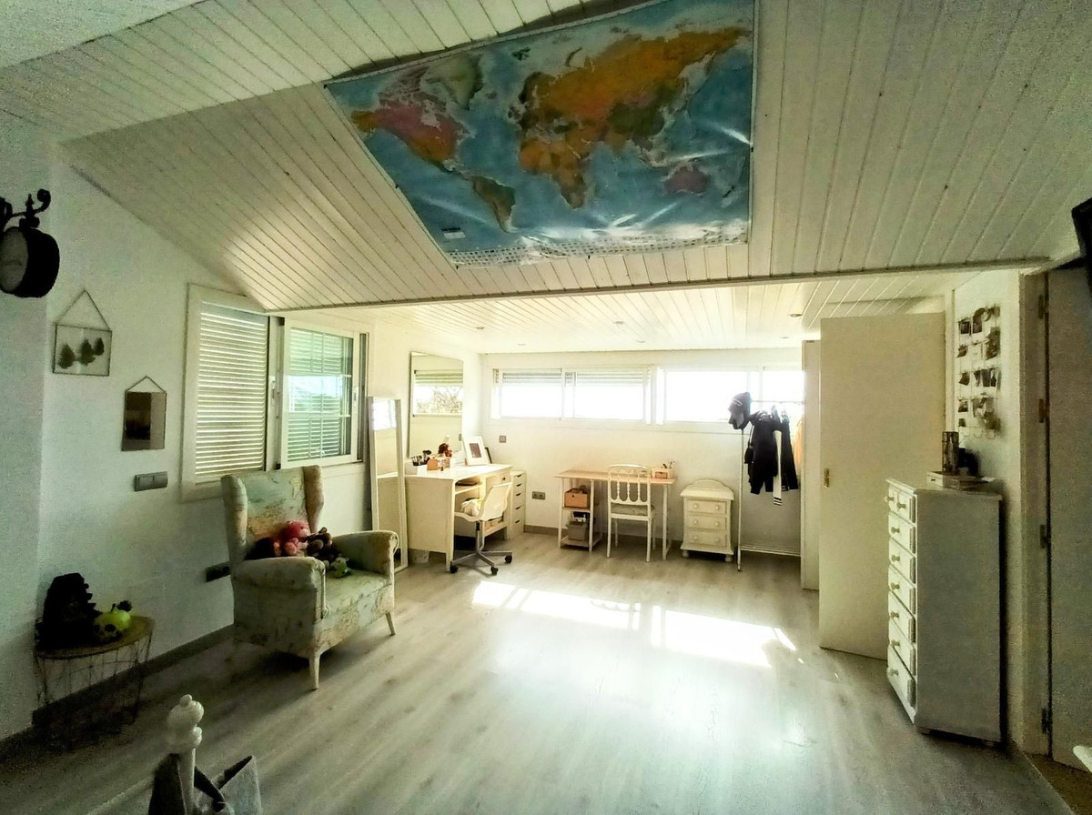 Huis te koop in Guadalmar | 4 slaapkamers H5216440