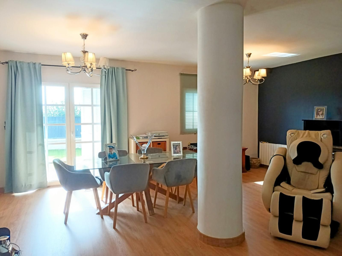 Huis te koop in Guadalmar | 4 slaapkamers H5216440