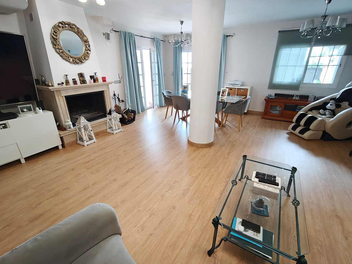 Huis te koop in Guadalmar | 4 slaapkamers H5253970