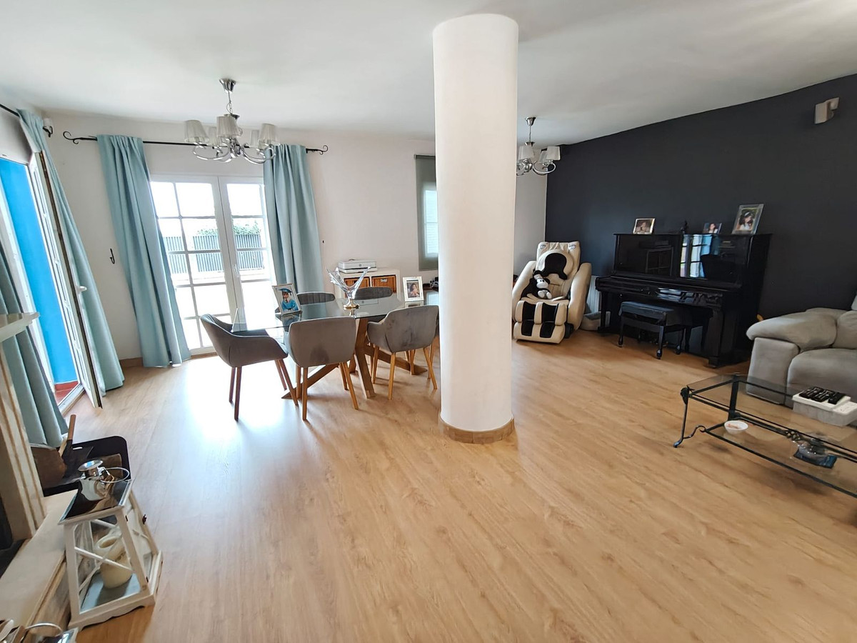 Huis te koop in Guadalmar | 4 slaapkamers H5253970