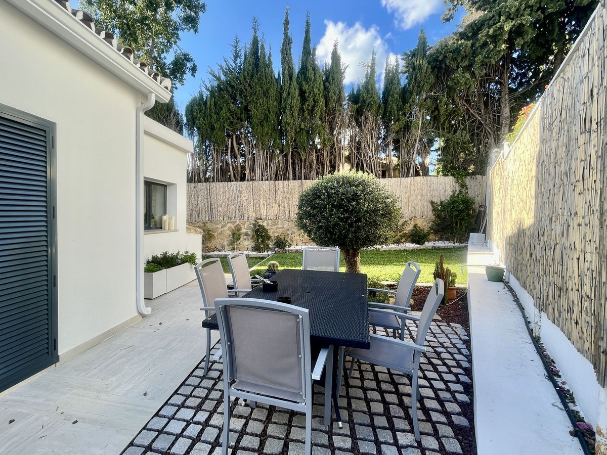 Vrijstaande Villa in Guadalmina Alta-12