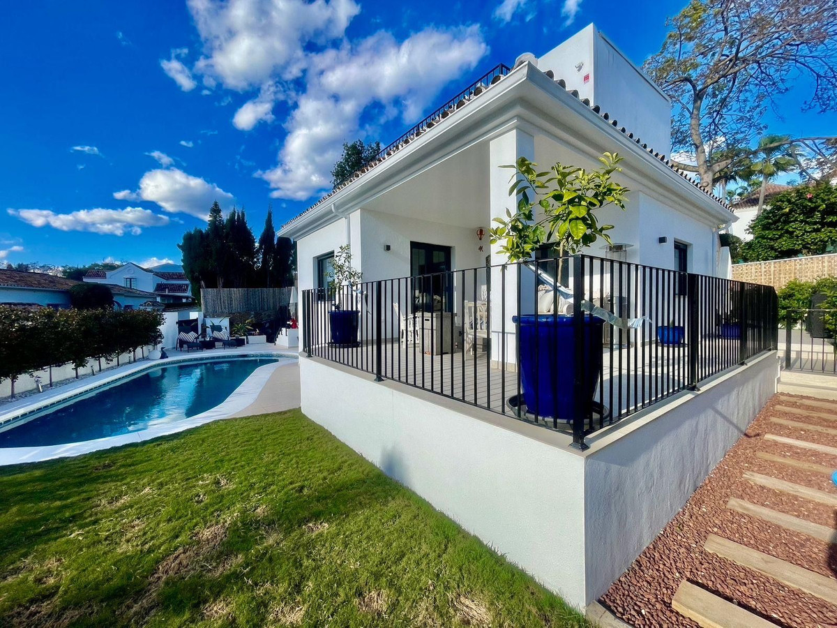 Vrijstaande Villa in Guadalmina Alta-5
