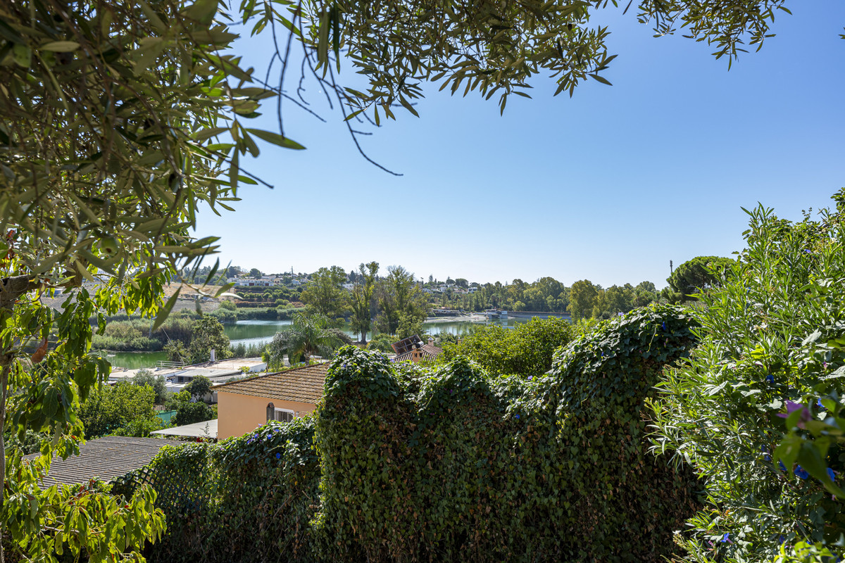 Vrijstaande Villa in Guadalmina Alta-28
