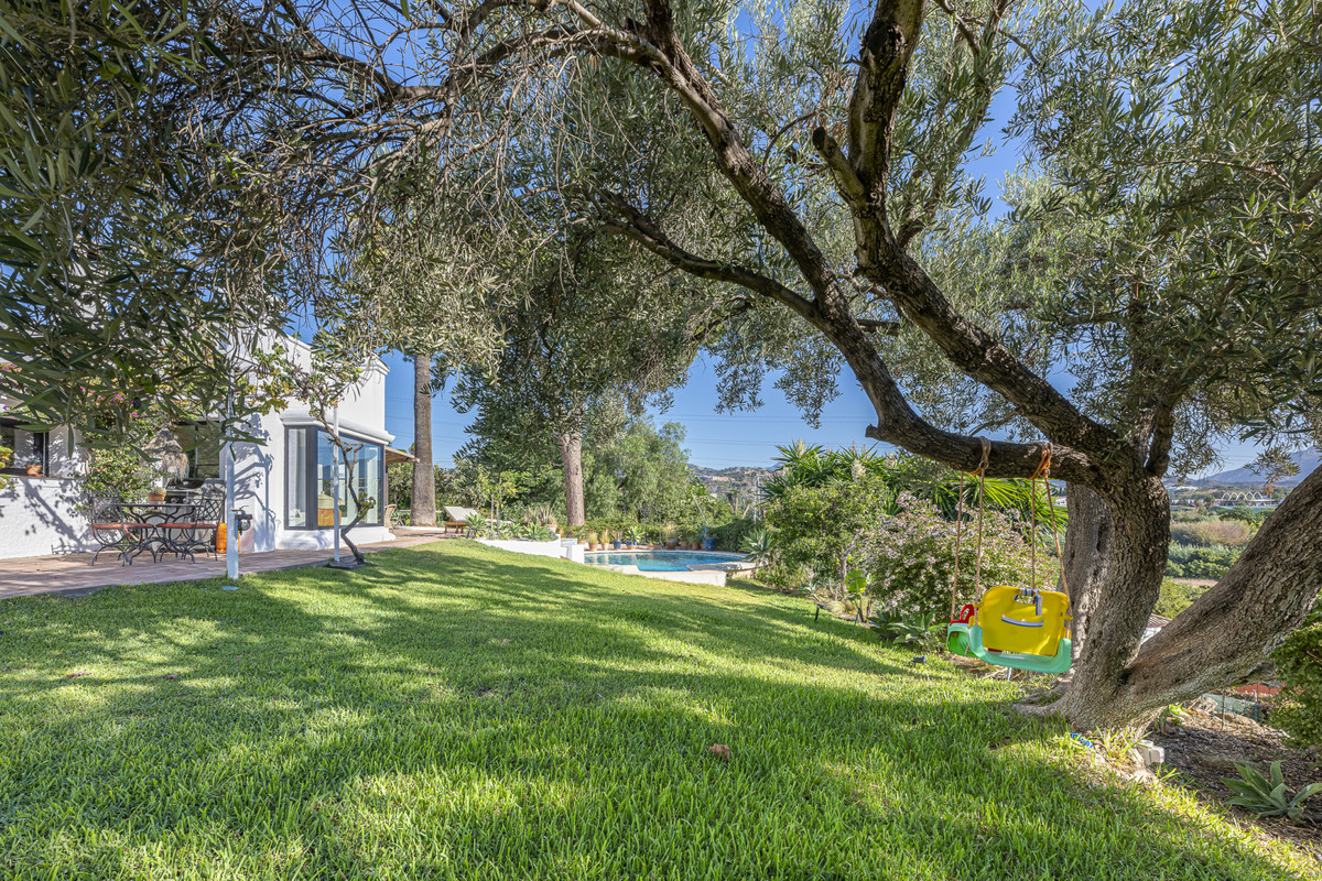 Vrijstaande Villa in Guadalmina Alta-41