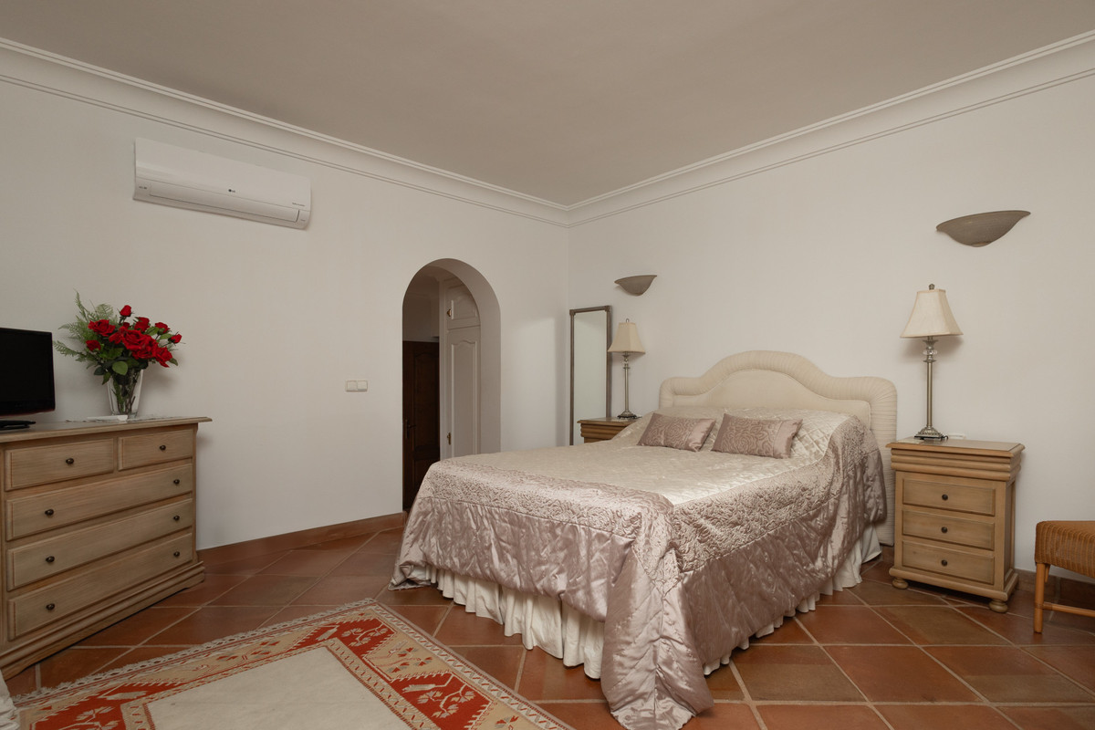 Vrijstaande Villa in Guadalmina Alta-25