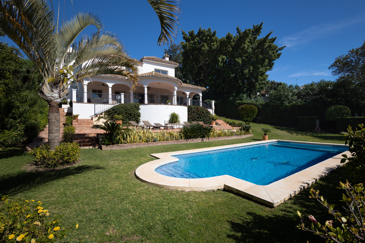 Vrijstaande Villa in Guadalmina Alta-30
