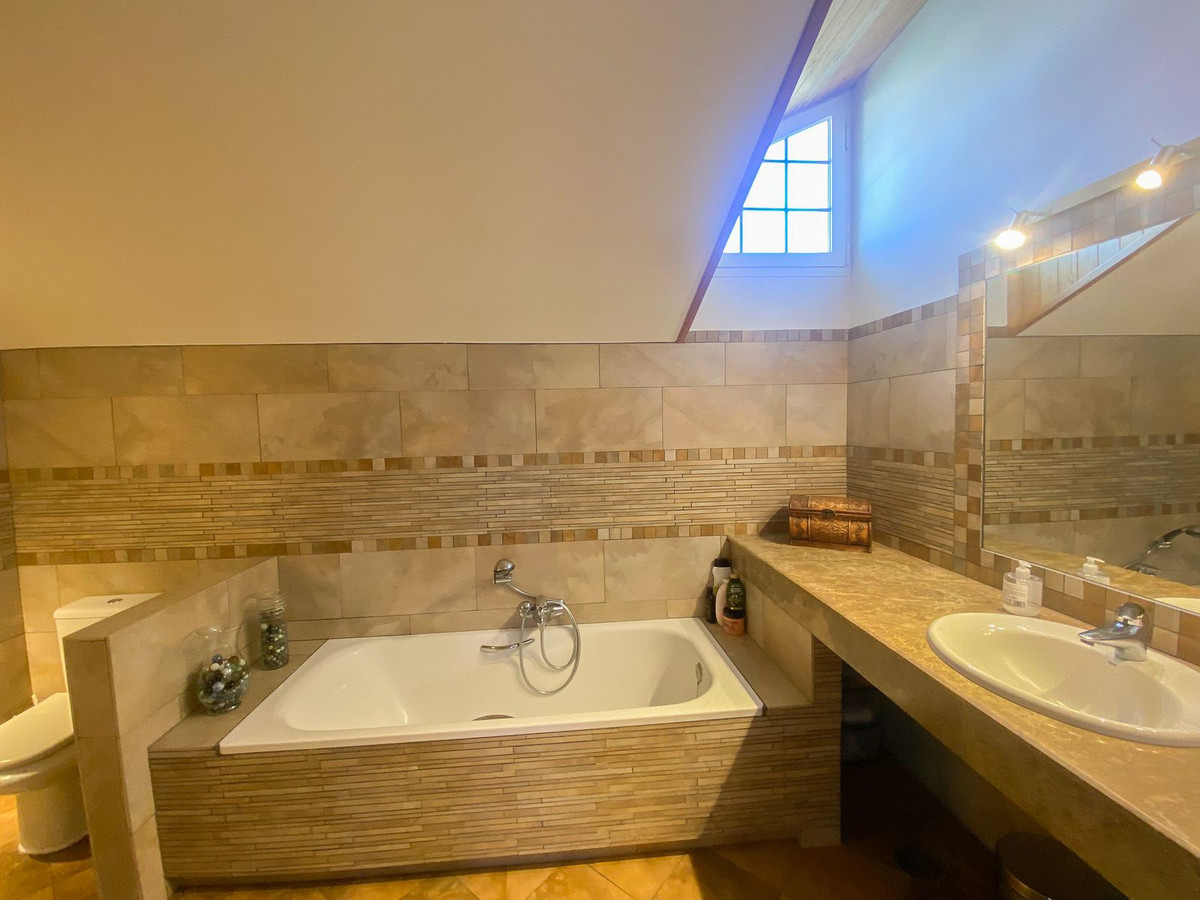 Property main view 30