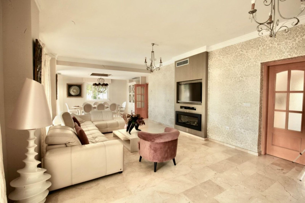 Huis te koop in Guadalmina Alta | 7 slaapkamers H5061856