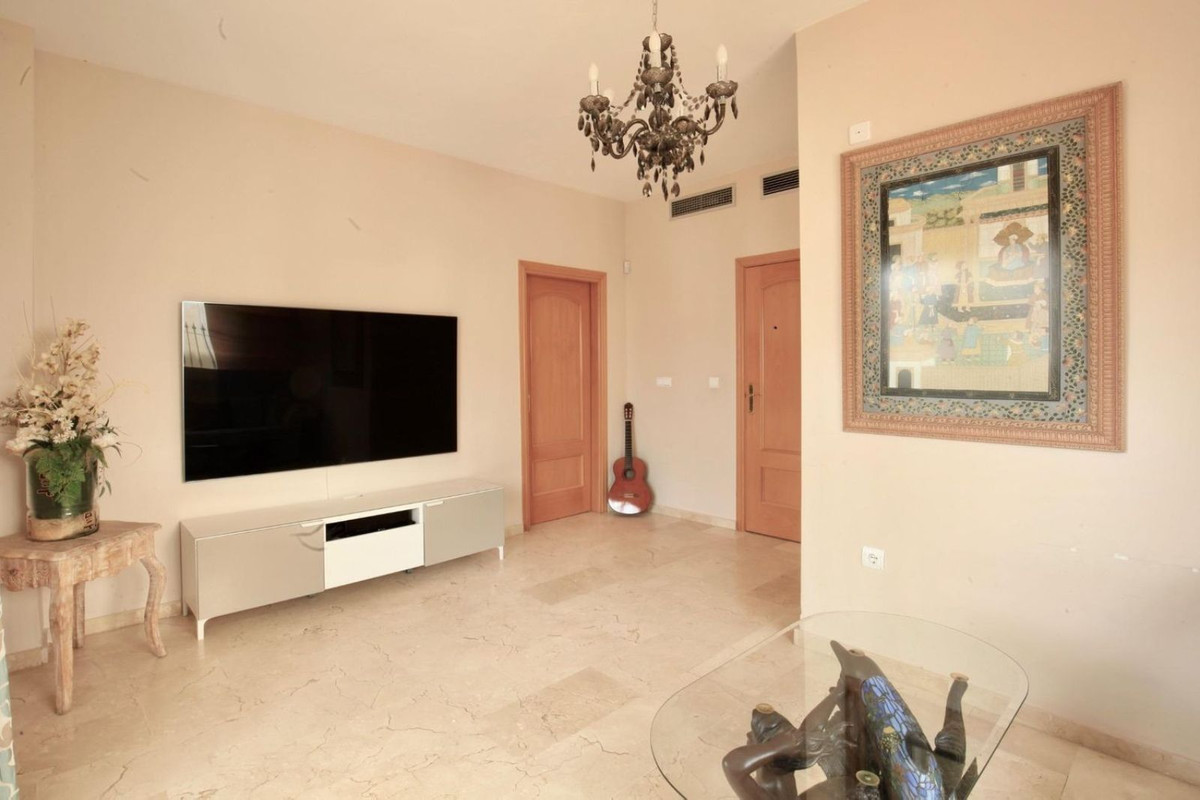 Huis te koop in Guadalmina Alta | 7 slaapkamers H5061856