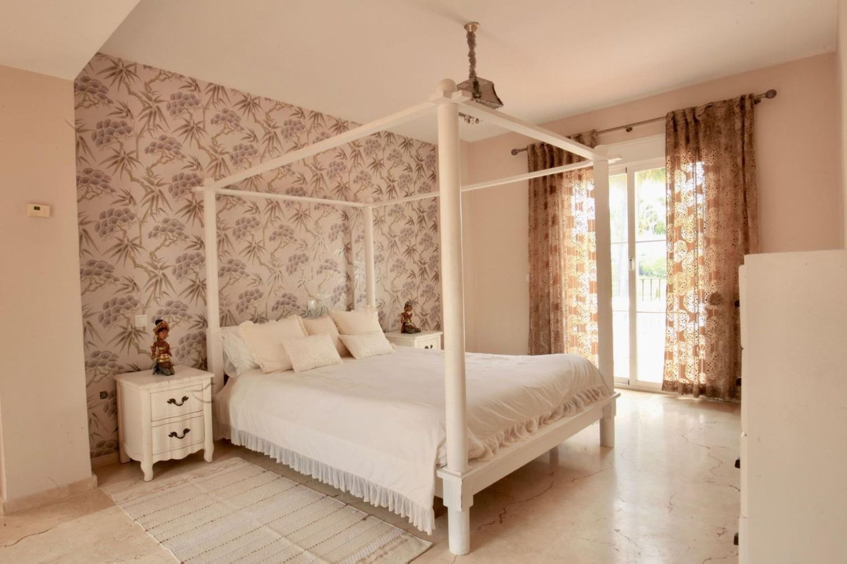 Huis te koop in Guadalmina Alta | 7 slaapkamers H5061856