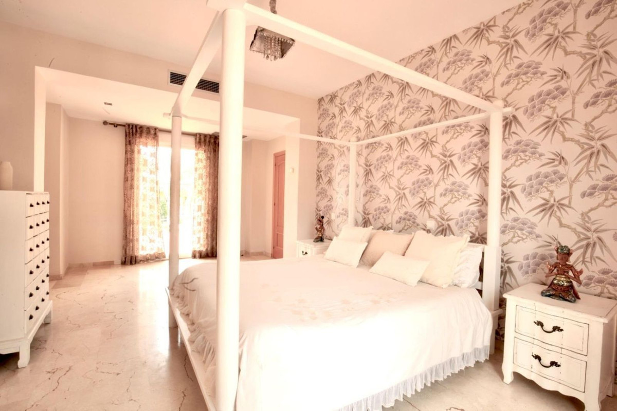 Huis te koop in Guadalmina Alta | 7 slaapkamers H5061856