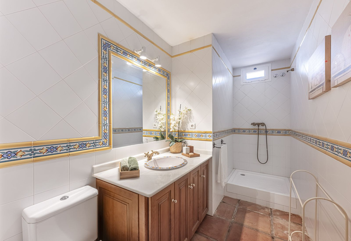 Huis te koop in Guadalmina Alta | 4 slaapkamers H5067145