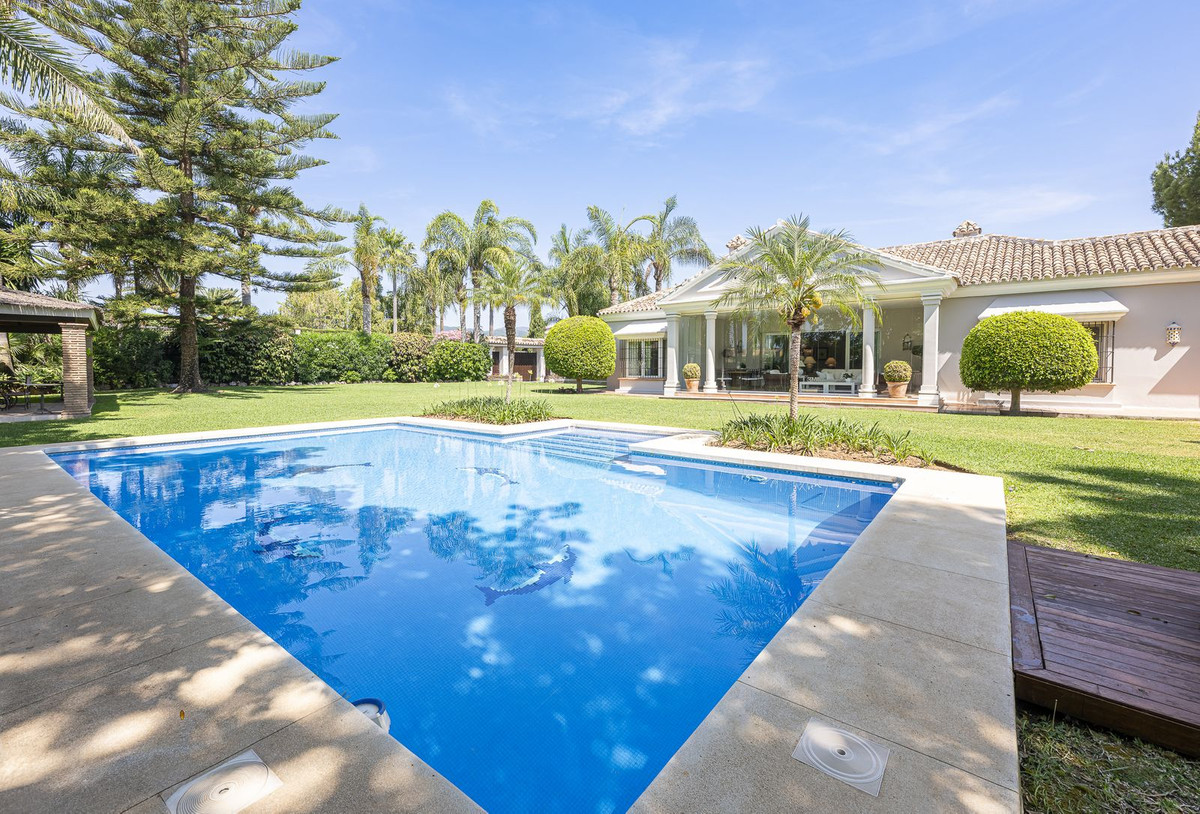 Huis te koop in Guadalmina Alta | 4 slaapkamers H5067145