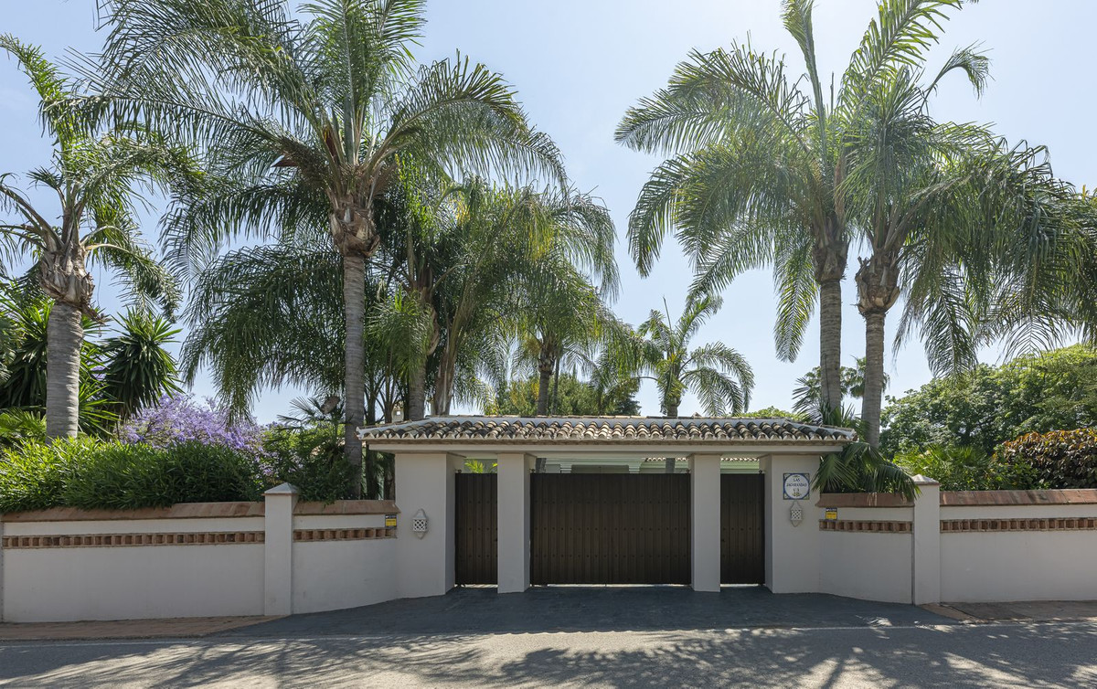 Huis te koop in Guadalmina Alta | 4 slaapkamers H5067145