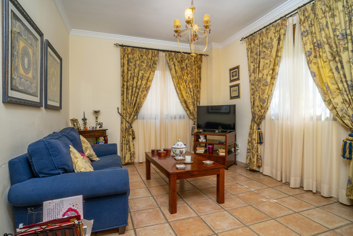 Huis te koop in Guadalmina Alta | 6 slaapkamers H5109133