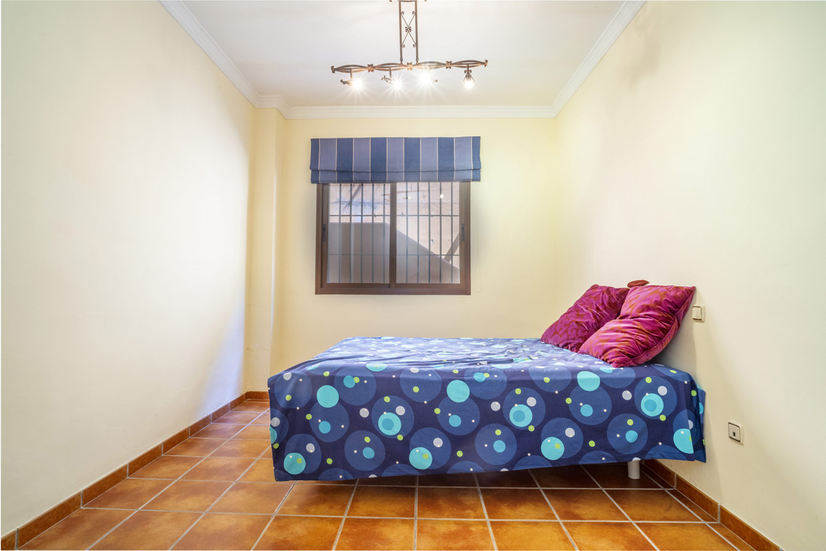 Huis te koop in Guadalmina Alta | 6 slaapkamers H5109133