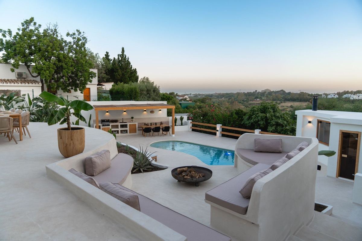 Huis te koop in Guadalmina Alta | 4 slaapkamers H5121763