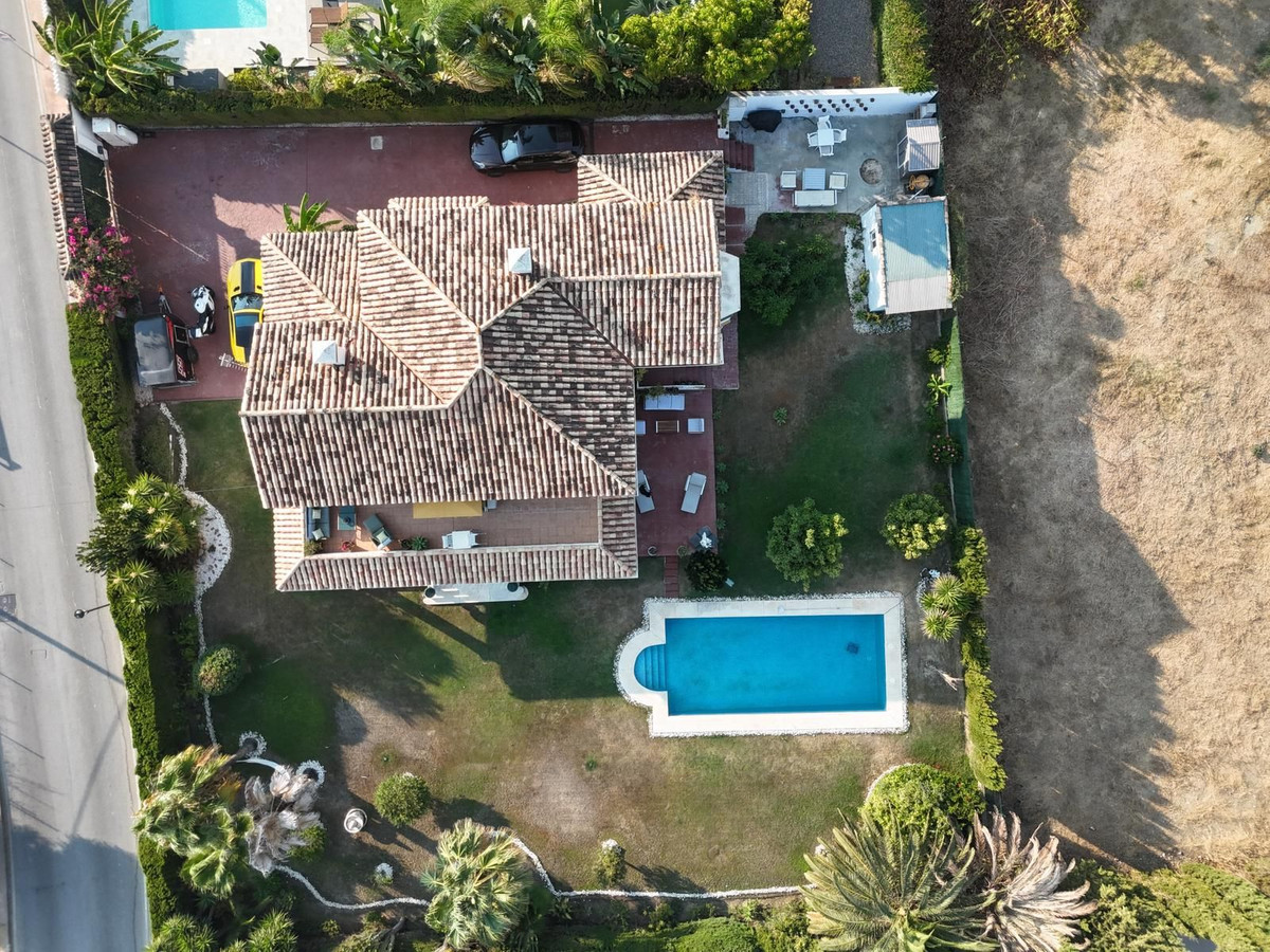 Huis te koop in Guadalmina Alta | 7 slaapkamers H5147371
