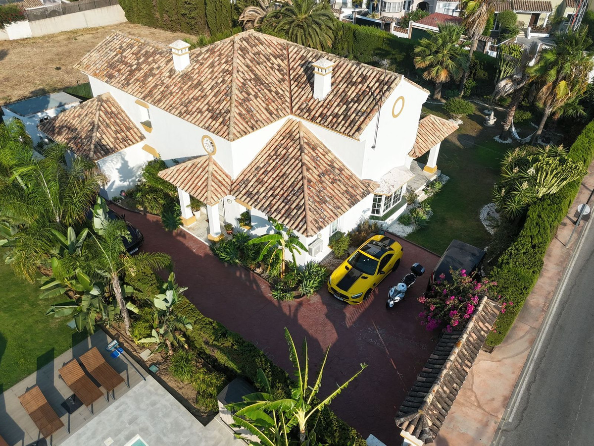 Huis te koop in Guadalmina Alta | 7 slaapkamers H5147371