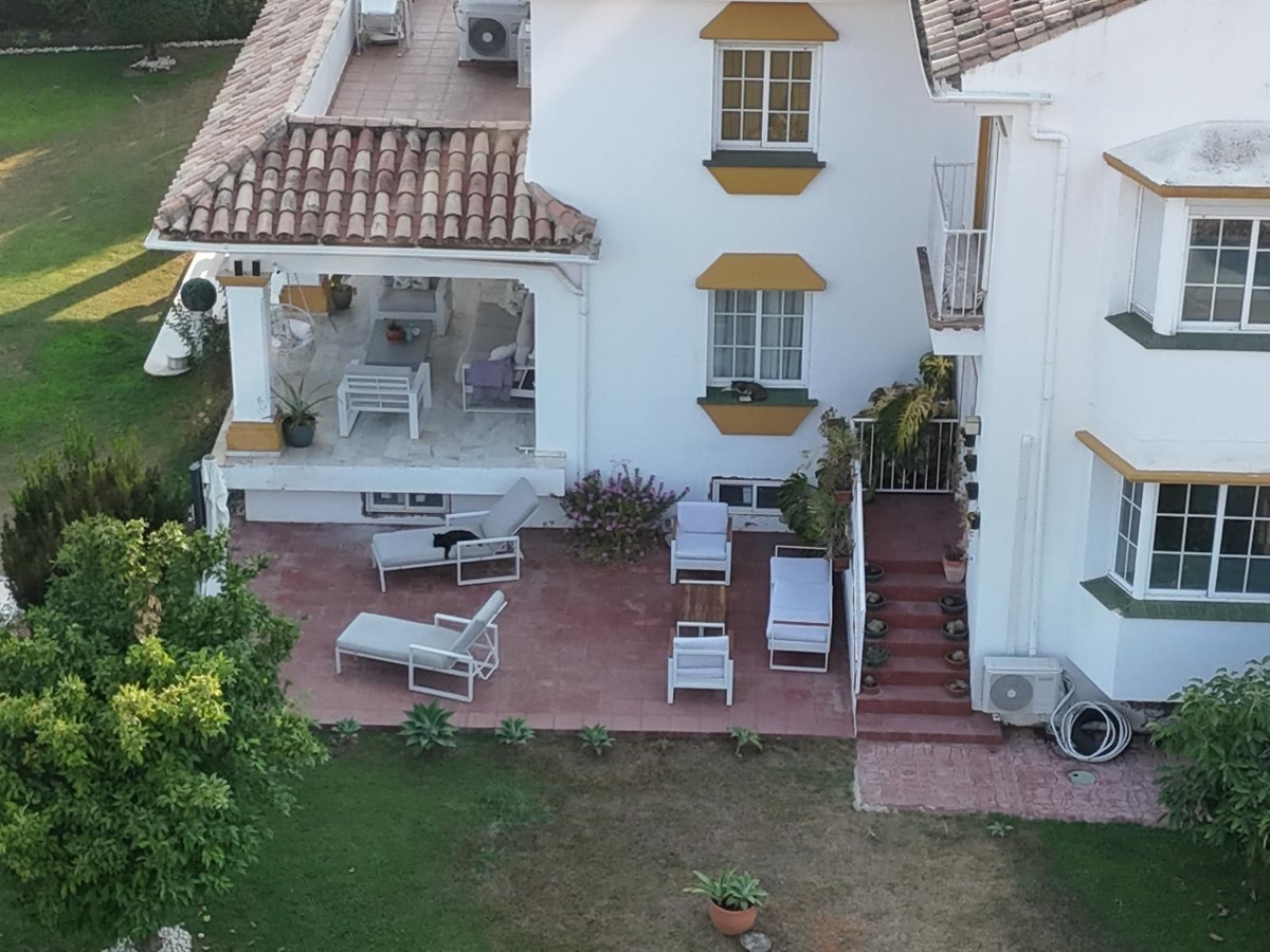 Huis te koop in Guadalmina Alta | 7 slaapkamers H5147371
