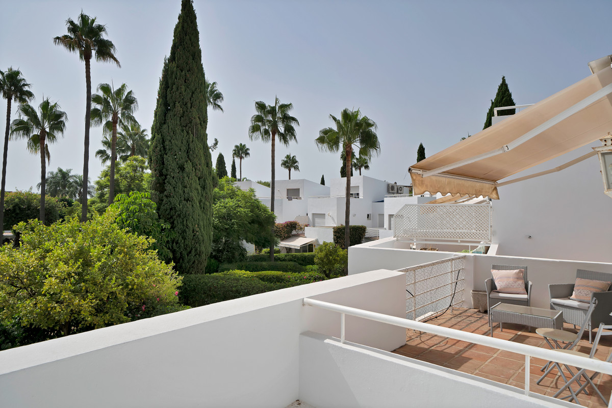 Huis te koop in Guadalmina Alta | 5 slaapkamers H5150317