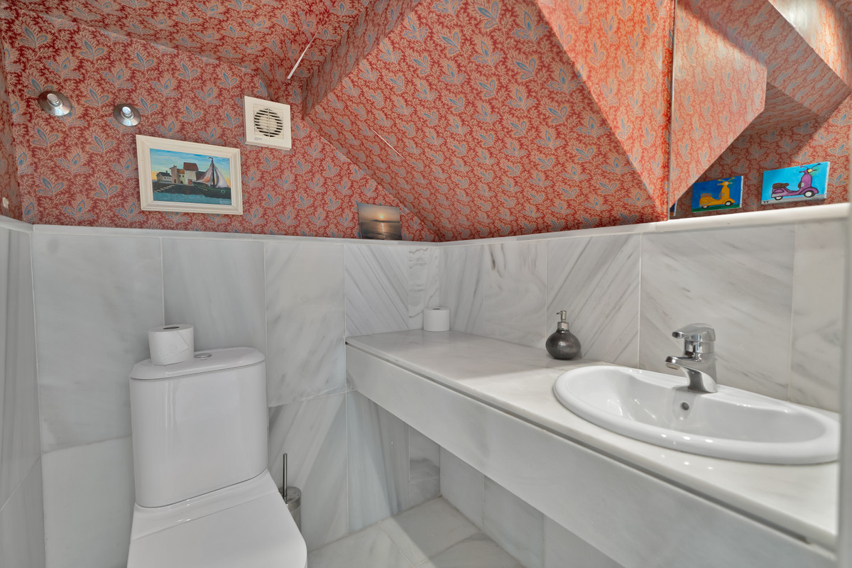 Huis te koop in Guadalmina Alta | 5 slaapkamers H5150317